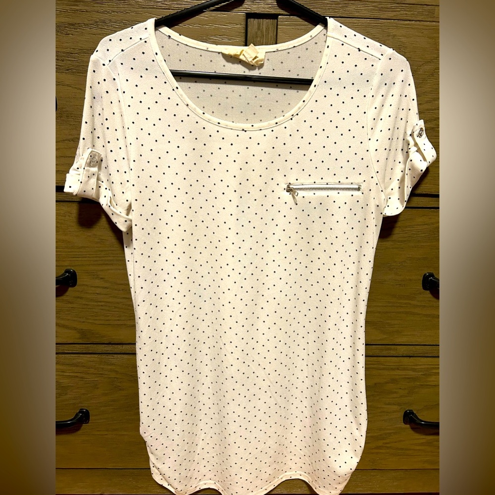 Beautiful dressy top - S/M